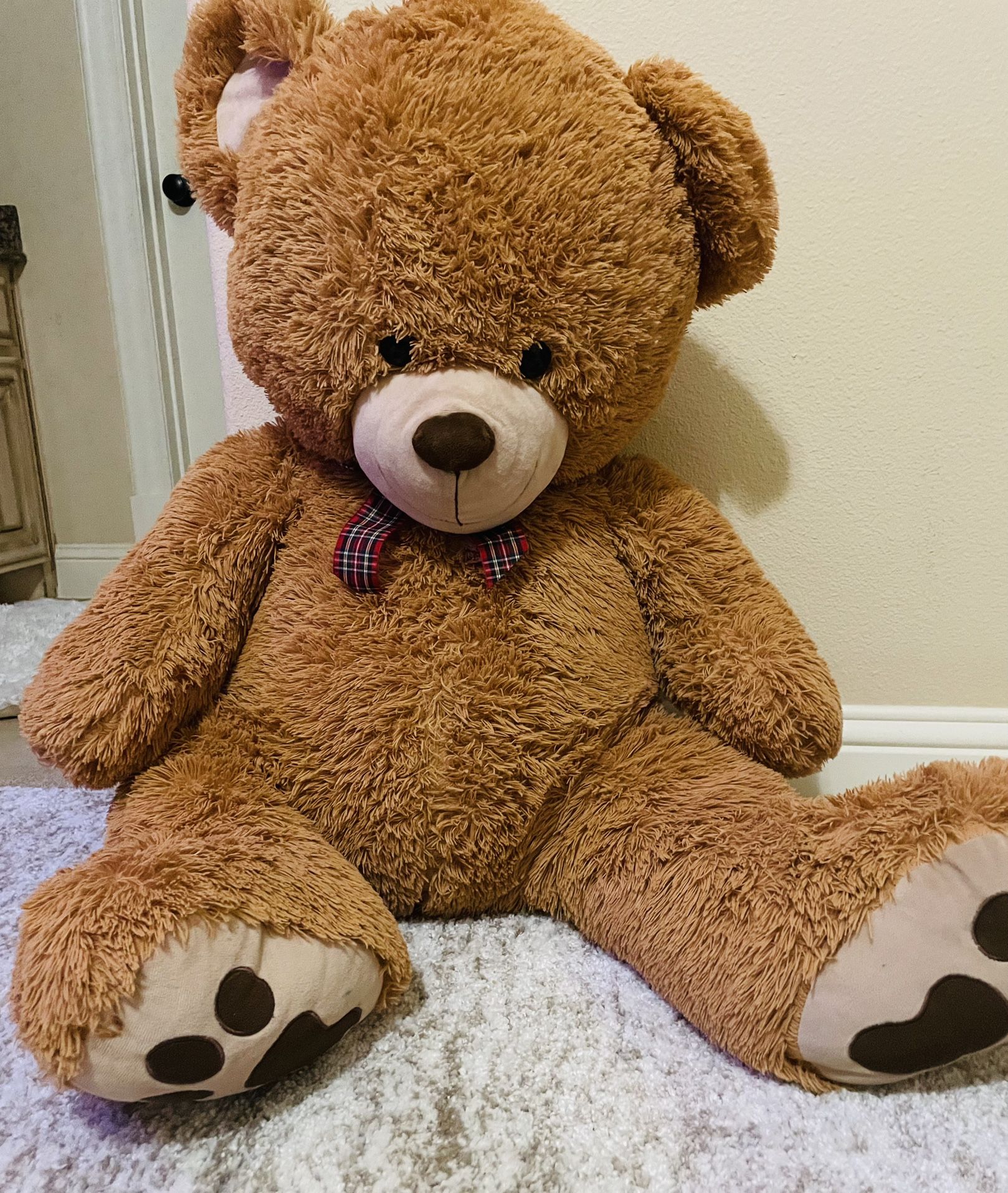 BIG teddy bear 