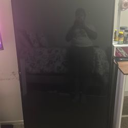 LG TV 65 IN PICK UP ONLY 