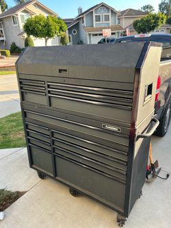 Husky tool chest