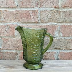 Vintage Anchor Hocking Green Avocado 20 Oz Pitcher 