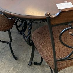 STOLEN Dining Room Set (was On A Uhaul That Was Stolen)  REWARD OFFERED!!