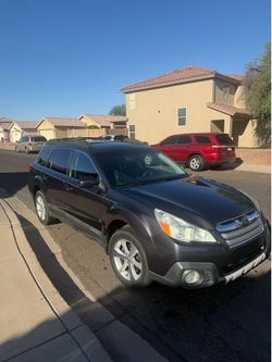 2013 Subaru Outback AWD – Clean Title