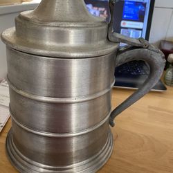Vintage Seymore Mann Tankard