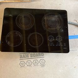 Wolf Electric Cooktop. Thermador Electric Oven. Decor Microwave