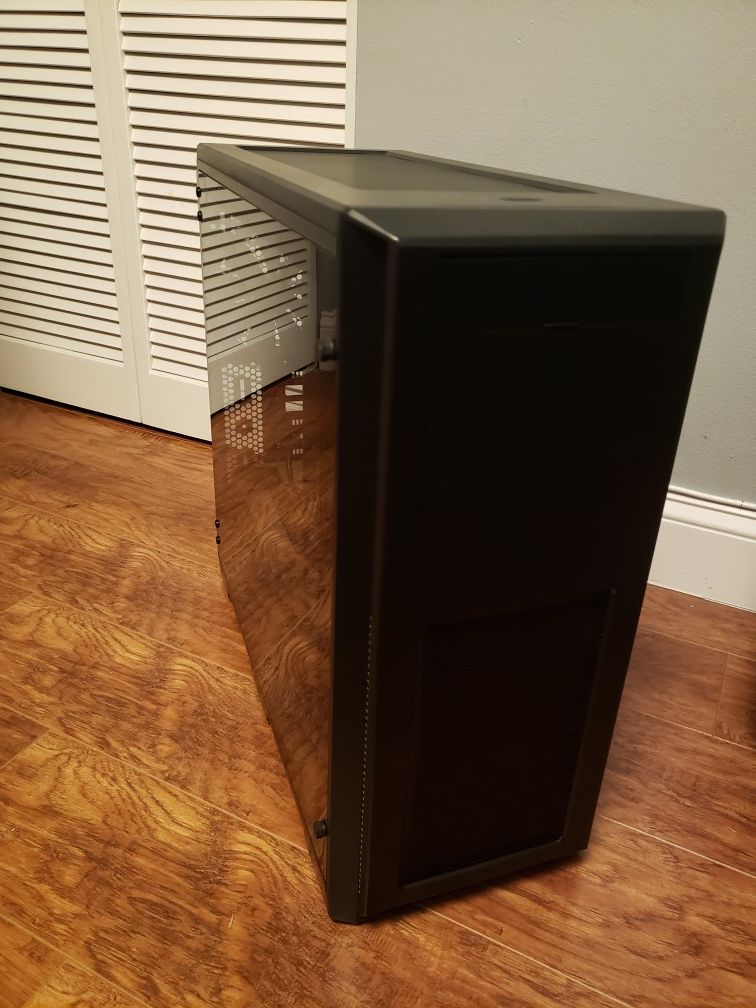 Gaming computer case (Case Only)