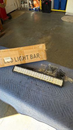 Brand New 20" LED Light Bar - 126W Spot/Flood Combo Beam (Universal Off-Road Work Light)