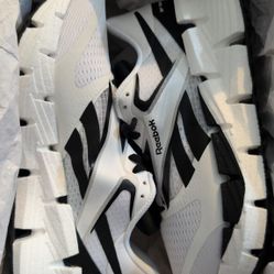 Reebok Floatzig 1's Running Shoes Size 7.5