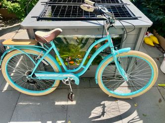 Nice beach cruiser bike