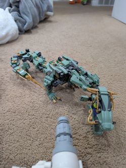 SELLING/TRADING LEGOS