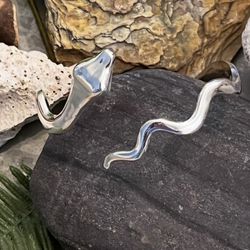 Curvy Silver Adjustable Snake Bracelet
