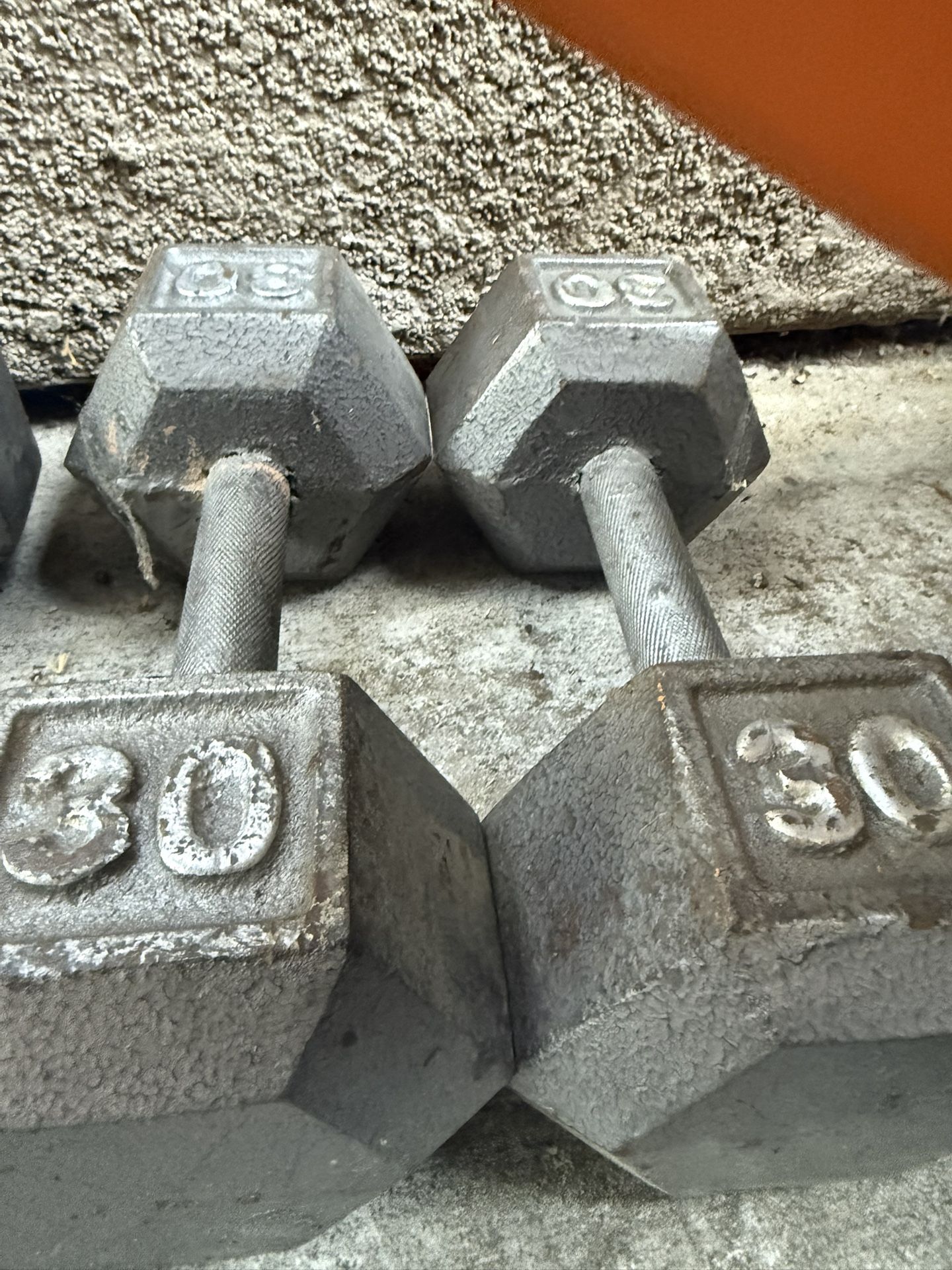 30 Dumbbells Set