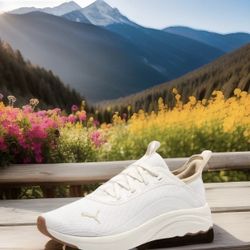 NEW Puma Women's Sophia EVO Sneaker Active Casual Shoes 10 Cream NIB