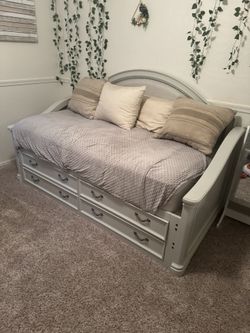 Bedroom Set