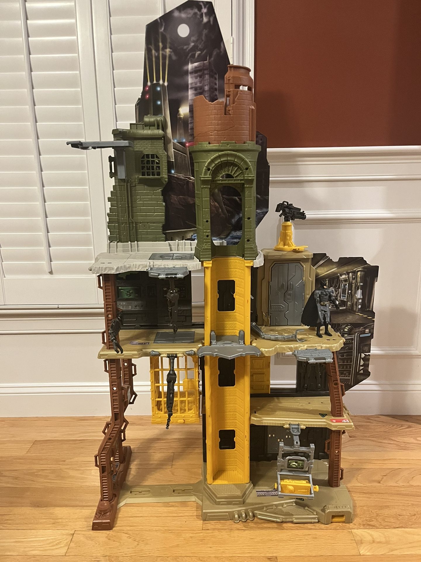 Mattel DC Justice League Ultimate Justice Battleground Playset