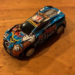Pull back race car toy
