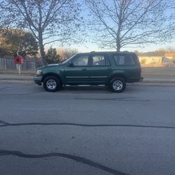 !!ONE!! OWNER!! LOW!!MILES!!RUNS!!AND!!DRIVES!! EXCELLENT!!