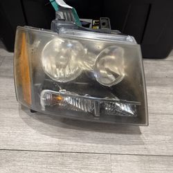 Headlight Right RH Chevy Suburban Tahoe Avalanche 2007-2014 (contact info removed)9 OEM #1014