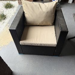 Patio Furniture Chairs With Side Table
