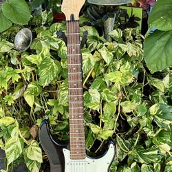 Yamaha EG112 Black Electric Guitar