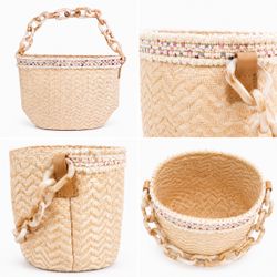 Woven Mini Beach Bag with Acrylic Chain Handle – Like New Straw Purse