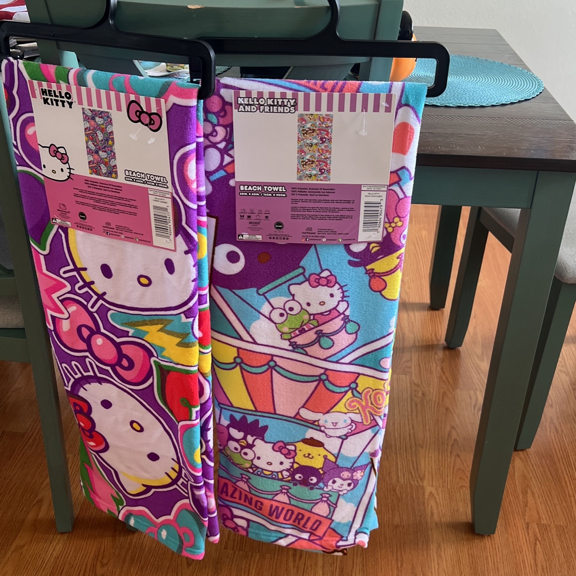 Hello kitty towels!