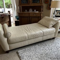 Leather Chaise Sofa Excellent Condition 