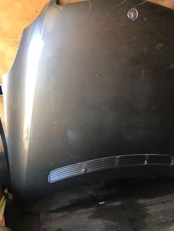 Mercedes cls500 cls550 Amg hood , read