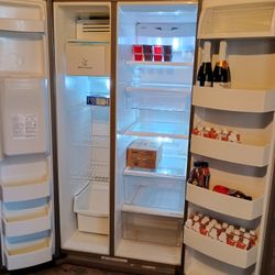 LG Fridge 