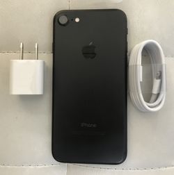 iPhone 7 32GB Factory Unlocked