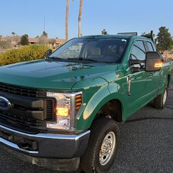 2019 Ford F-250 Super Duty XL 4x4 | 1-Owner | Clean CarFax