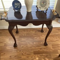 Ethan Allen Georgian Court Tea Serving Table 