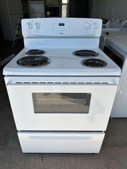 Kenmore Electric stove 30” (1 month warranty)