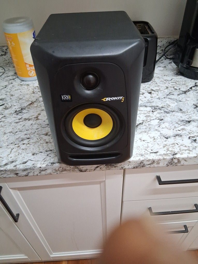 ROKIT 5 POWERED SPEAKER