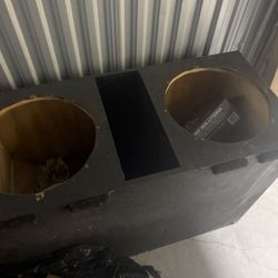 Subwoofer Box 2x15”
