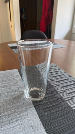 8 Pint Glasses