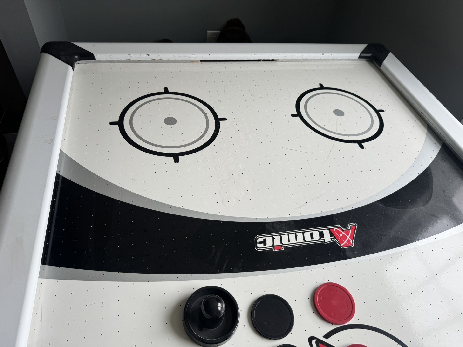 Air Hockey Table