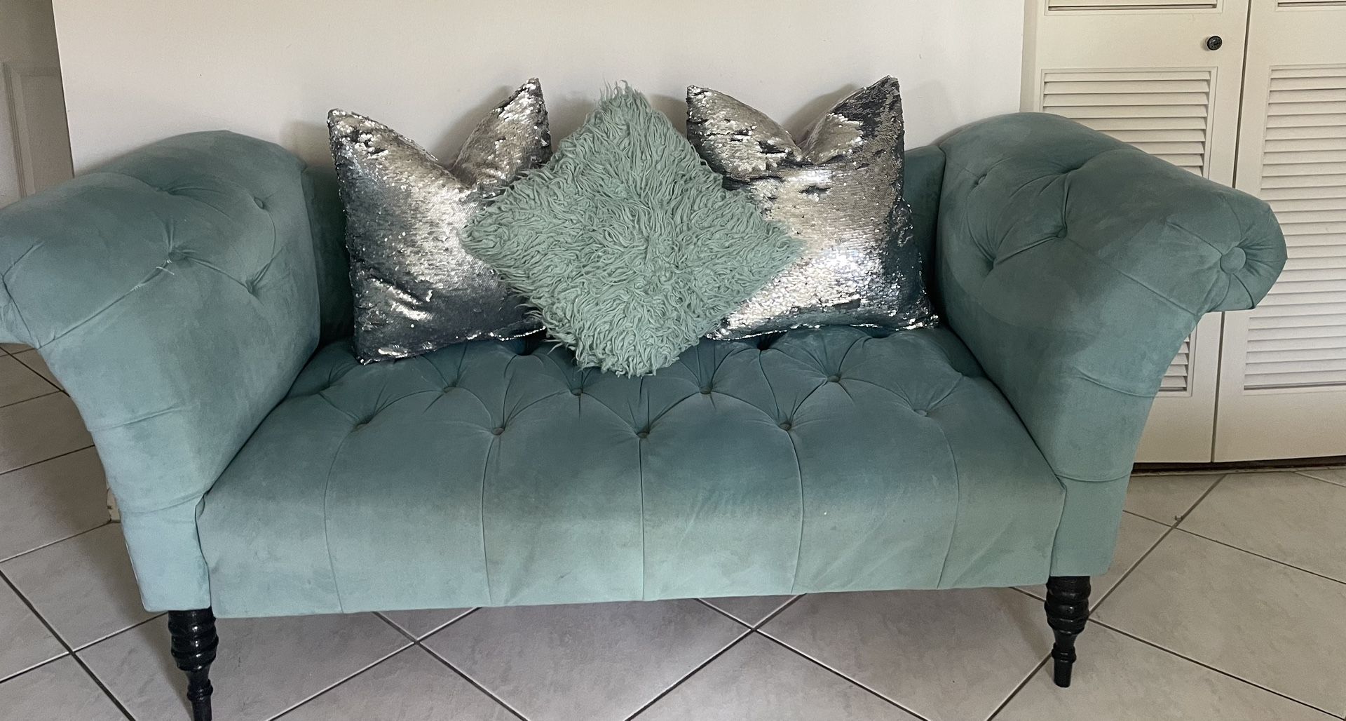 Clara Chaise Lounge Tufted Rolled Arms Velvet Sofa