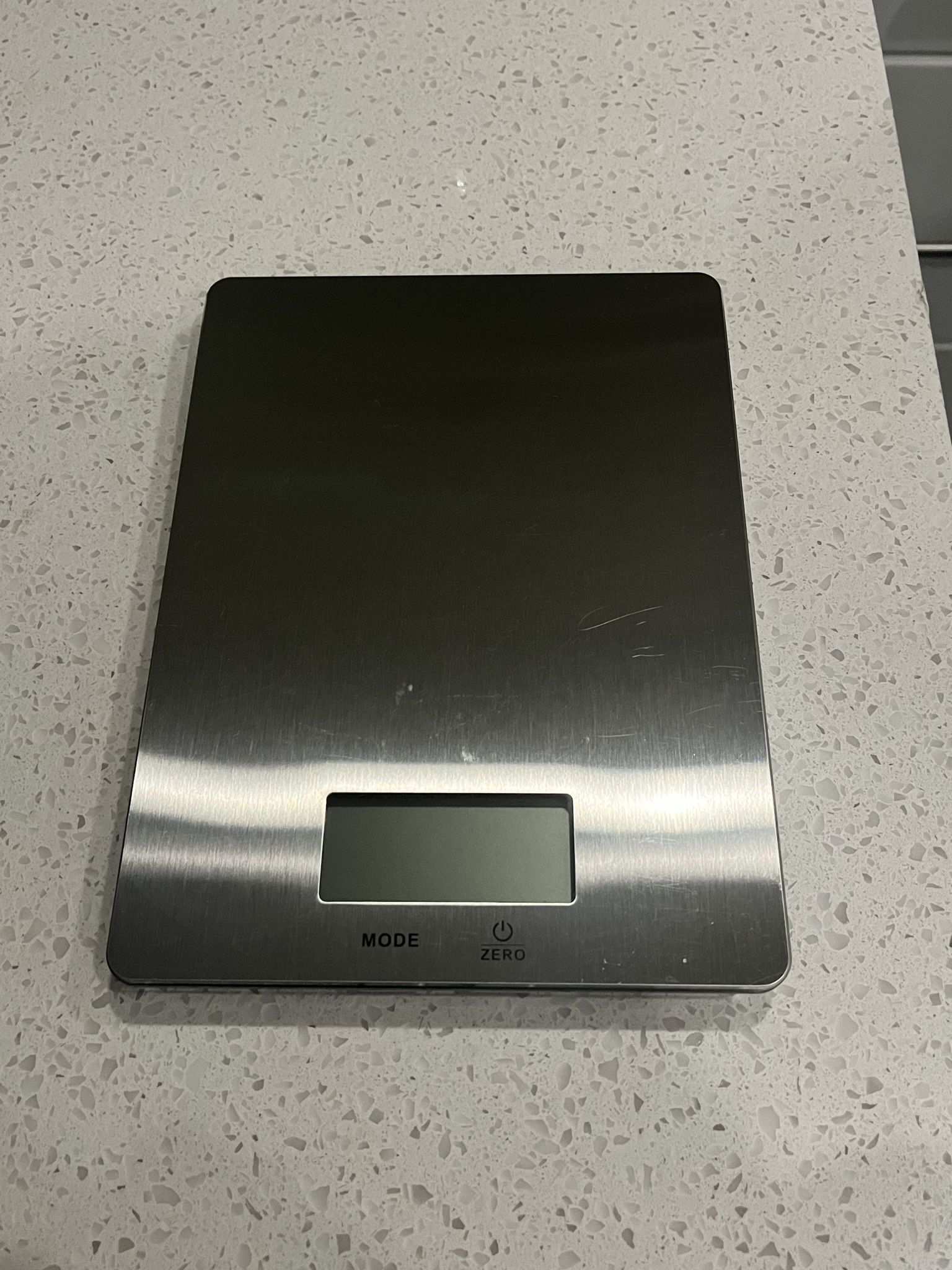 Electronic Kitchen Scale (like new)