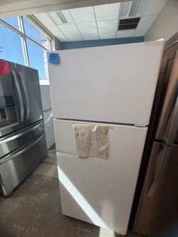 Hot point fridge