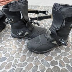 motorcycle boots | Forma ADVENTURE LOW dry black adv waterproof touring dual