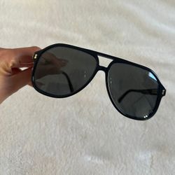 Sunglasses Gucci