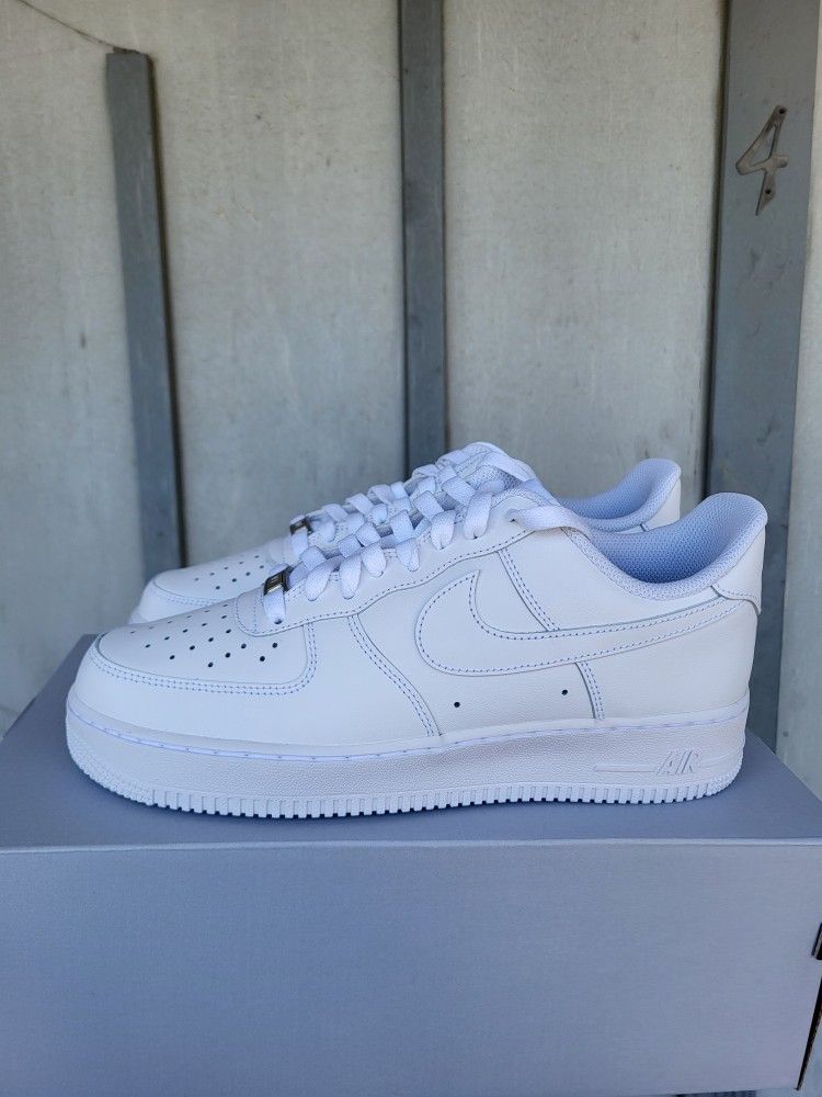 ▪︎Air Force 1 07 Men Triple White🔹️$75