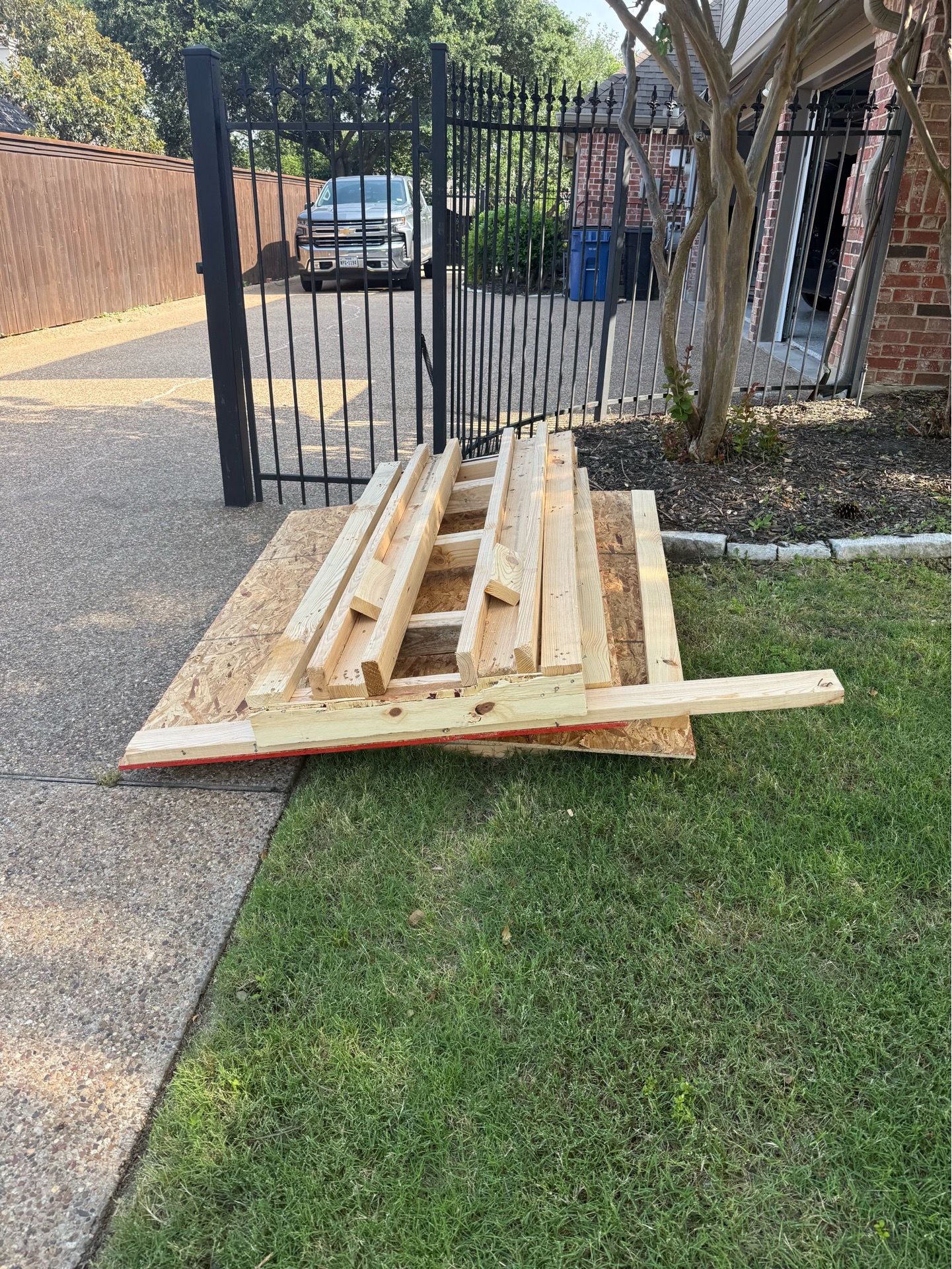 Free - Wood. Plywood and 2x4. Crate