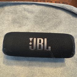 JBL Flip 6 BlueTooth  Speaker 