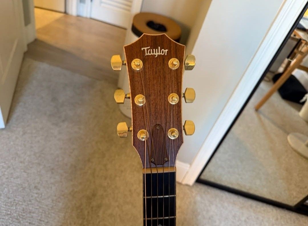 Taylor 814ce acoustic guitar, 2013 with hard case.