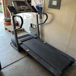 Treadmill - Pro Form XP