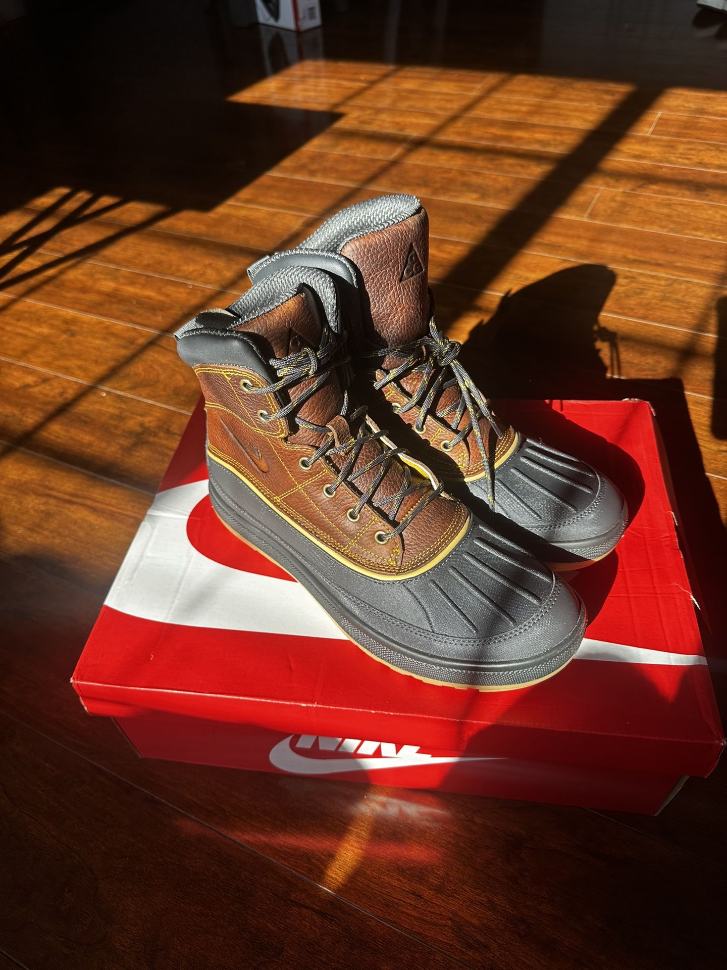 Nike Woodside ll Boots