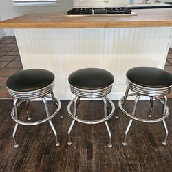 FREE Retro counter height bar stools Williams-Sonoma