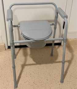 Commode, portable toilet
