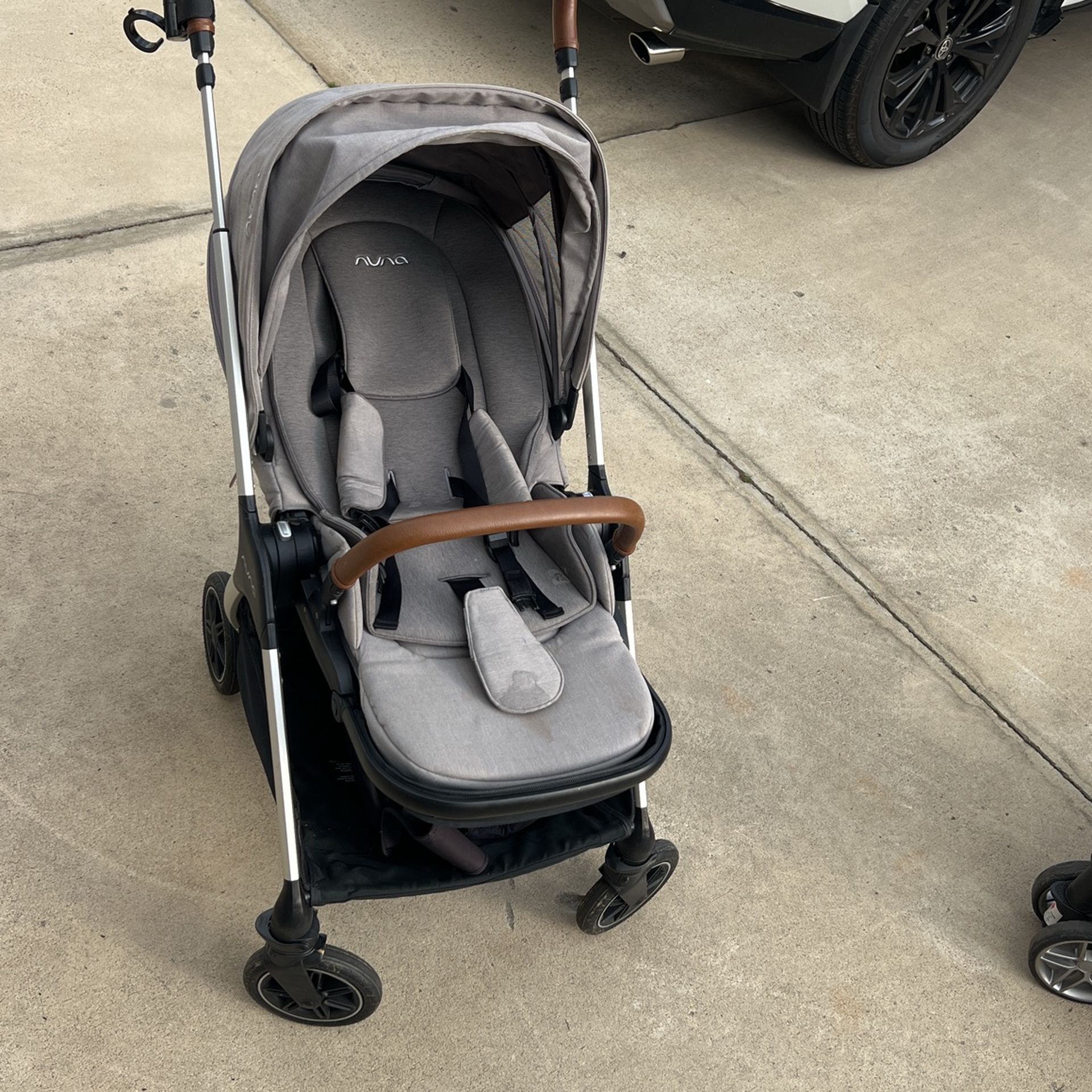 chicco fit2 stroller Chicco Fit2 Infant & Toddler Car Seat  Swaddles Baby